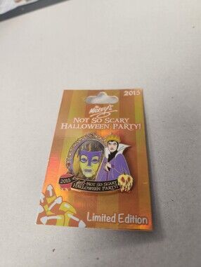 2015 MNSSHP Evil Queen Pin